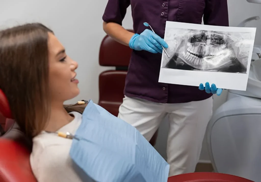 Dentadura postiza o implantes: ¿Cuál elegir? 1 Qué es mejor dentadura postiza o implante