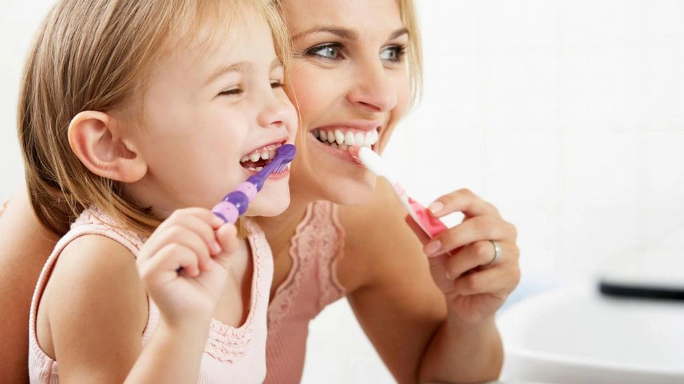 Fluorosis dental en niños: causas, síntomas y prevención 3 Cómo tratar la fluorosis dental en niños